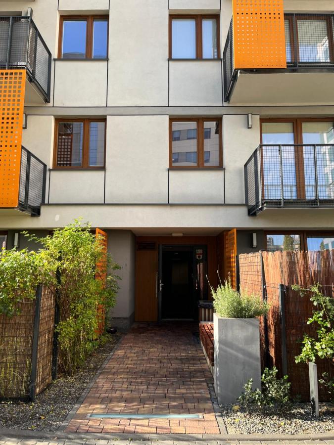 Cybernetyki2 Street Inn Near Airport Βαρσοβία Εξωτερικό φωτογραφία